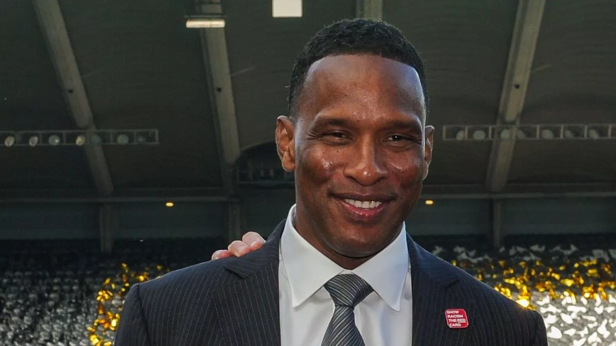 Former Newcastle United keeper Shaka Hislop to seek 'best medical opinion' after collapse scare - Chronicle Live