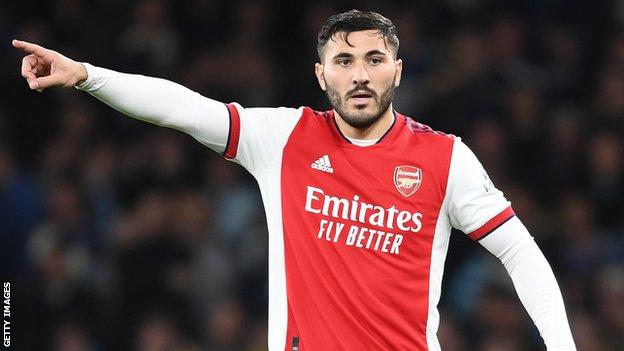 Arsenal: Sead Kolasinac released by Gunners and joins Marseille - BBC Sport