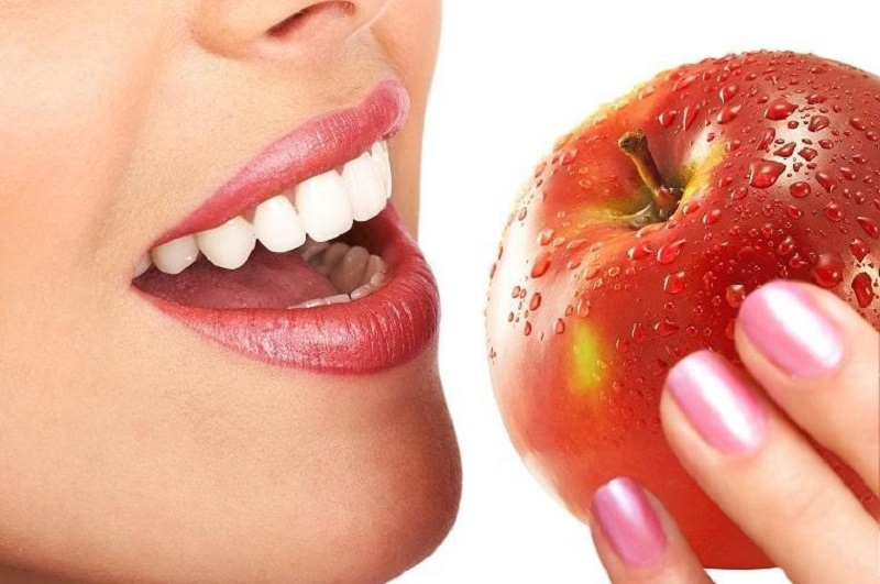 Bọc răng sứ hàm trên có thể duy trì và cải thiện tốt khả năng ăn nhai