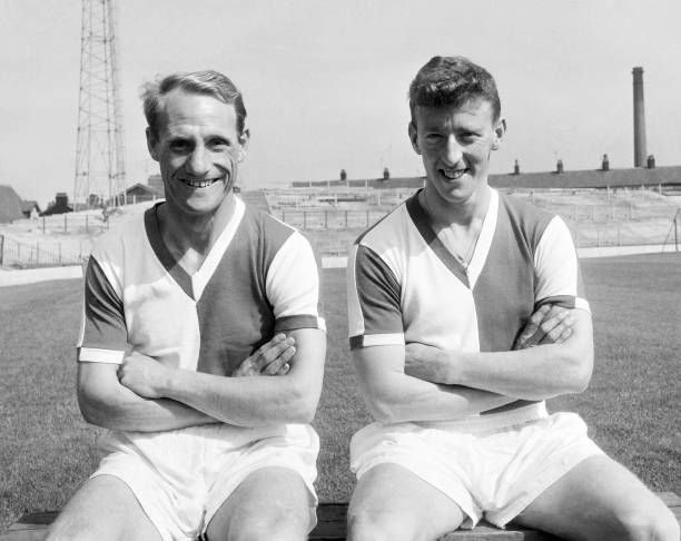Bill Smith and Mick McGrath of Blackburn Rovers in 1959. | Blackburn rovers fc, Blackburn rovers, Blackburn