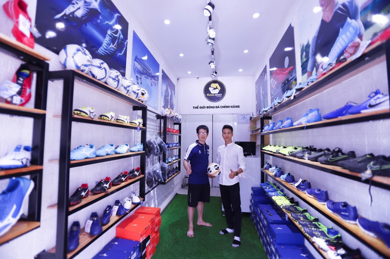 KzozoSport.vn – Giày bóng đá chính hãng