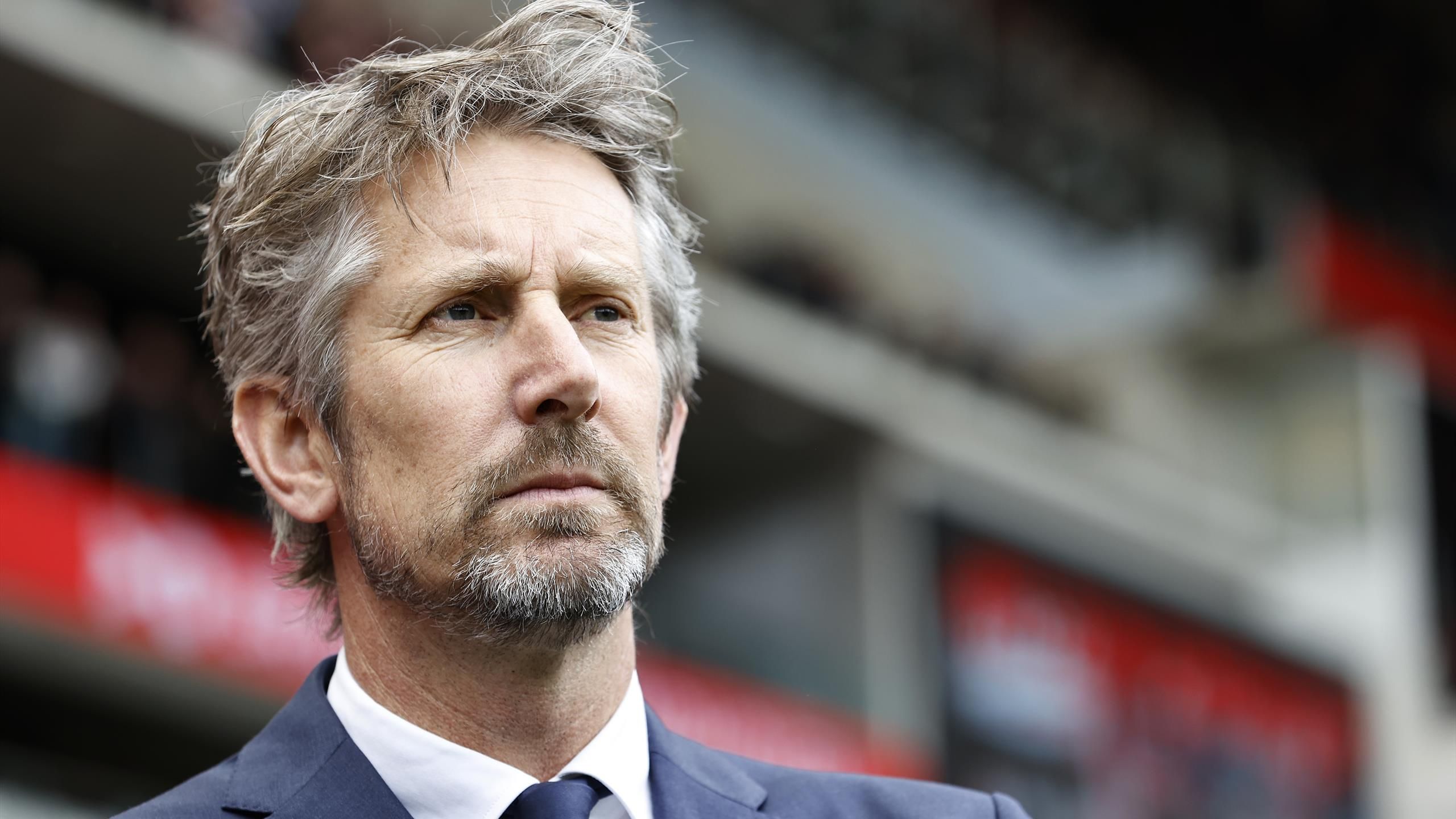 Edwin van der Sar remains in intensive care but 'not in life-threatening danger' - Eurosport