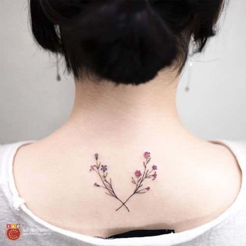 Hình xăm hoa anh đào  Vừa độc vừa lạ mà không phải tay chơi nào cũng dám  xăm  Blossom tattoo Cherry blossom tattoo Trendy tattoos