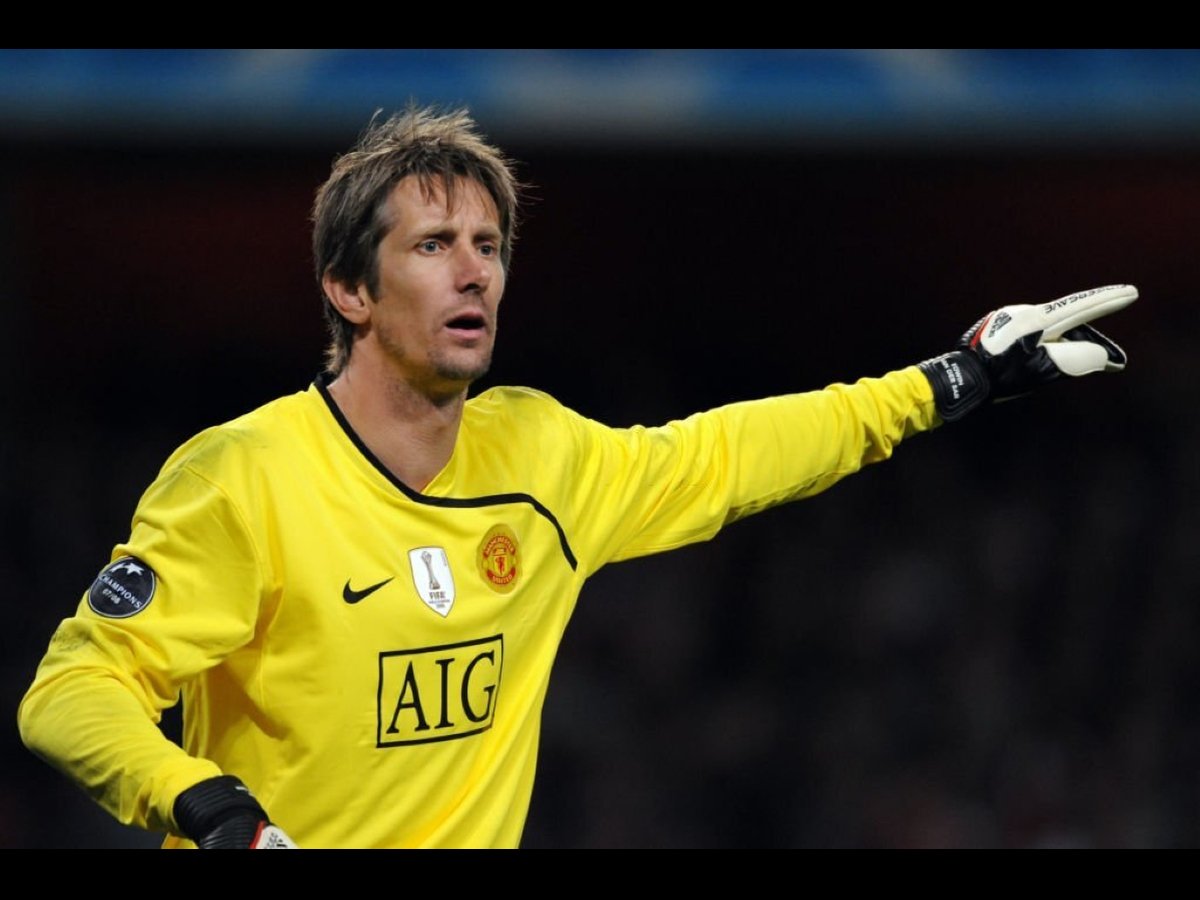 Chùm ảnh sự nghiệp của Edwin van der Sar: Thủ môn vĩ đại bậc nhất của Quỷ đỏ